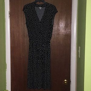H&M cap-sleeve crossover B&W midi-dress sz M